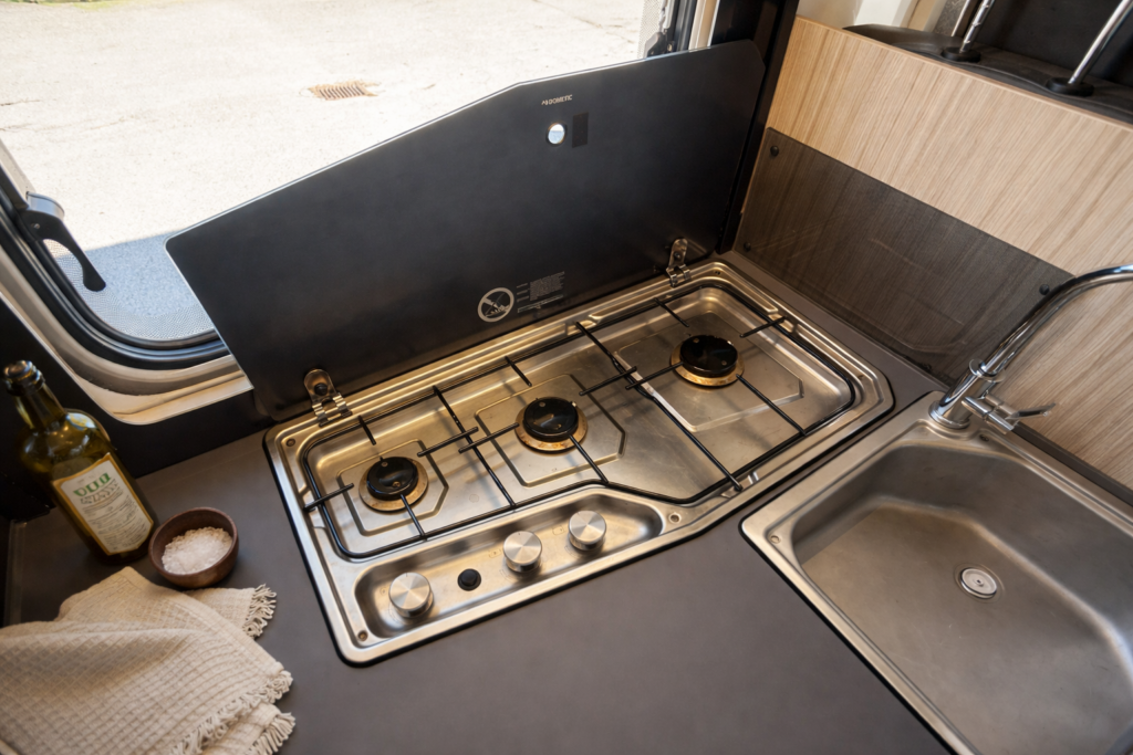 ChatGPT Image 1 apr. 2026 15_31_18