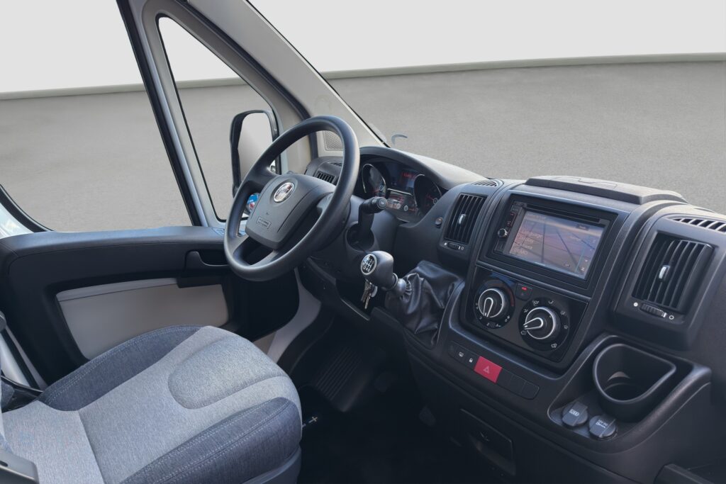 RON973_12